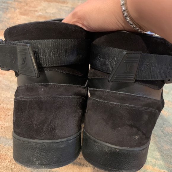 Louis Vuitton Men Boots - Picture 3 of 6